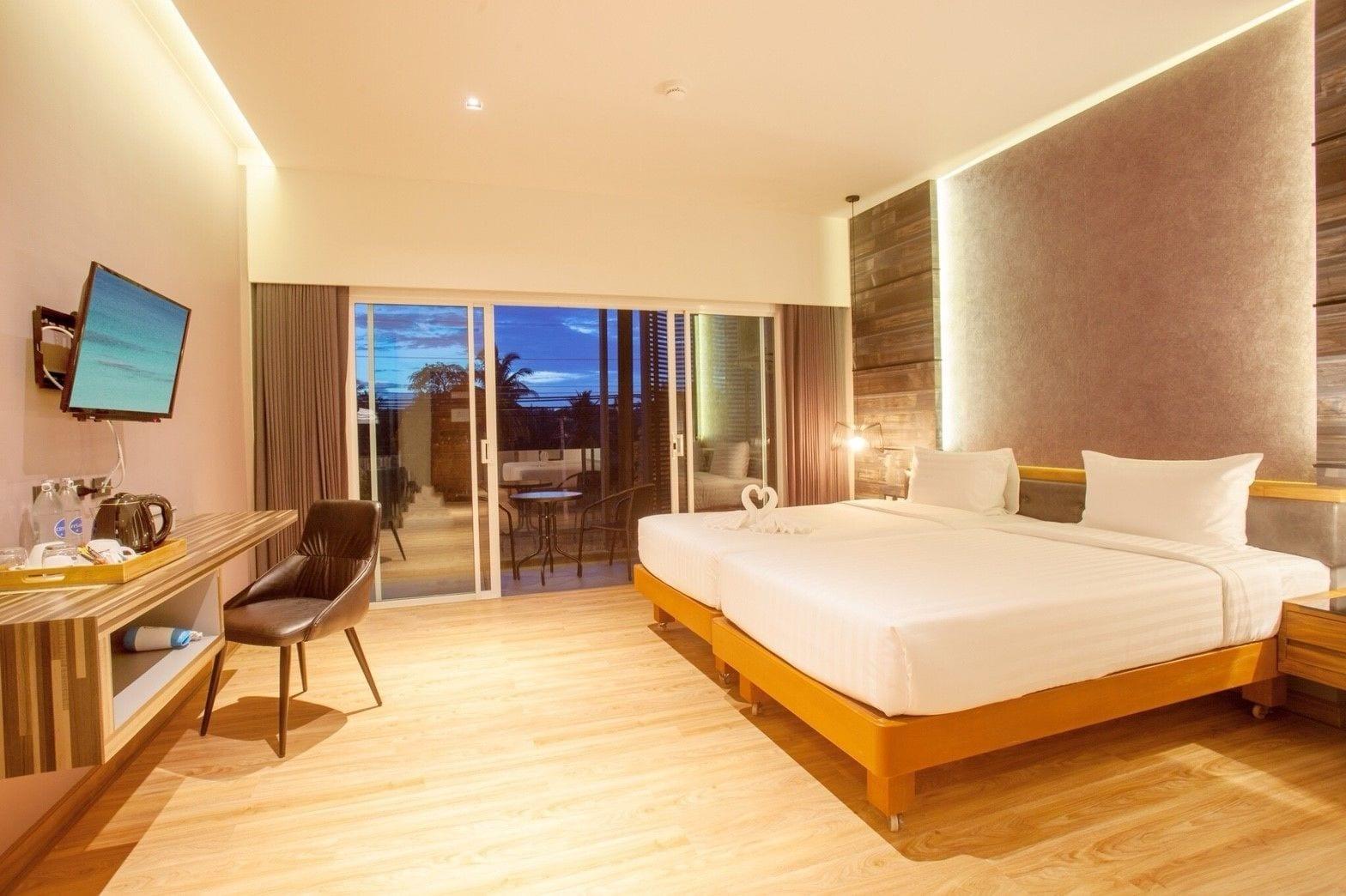Hotel The Glory Gold Khao Lak Exterior foto