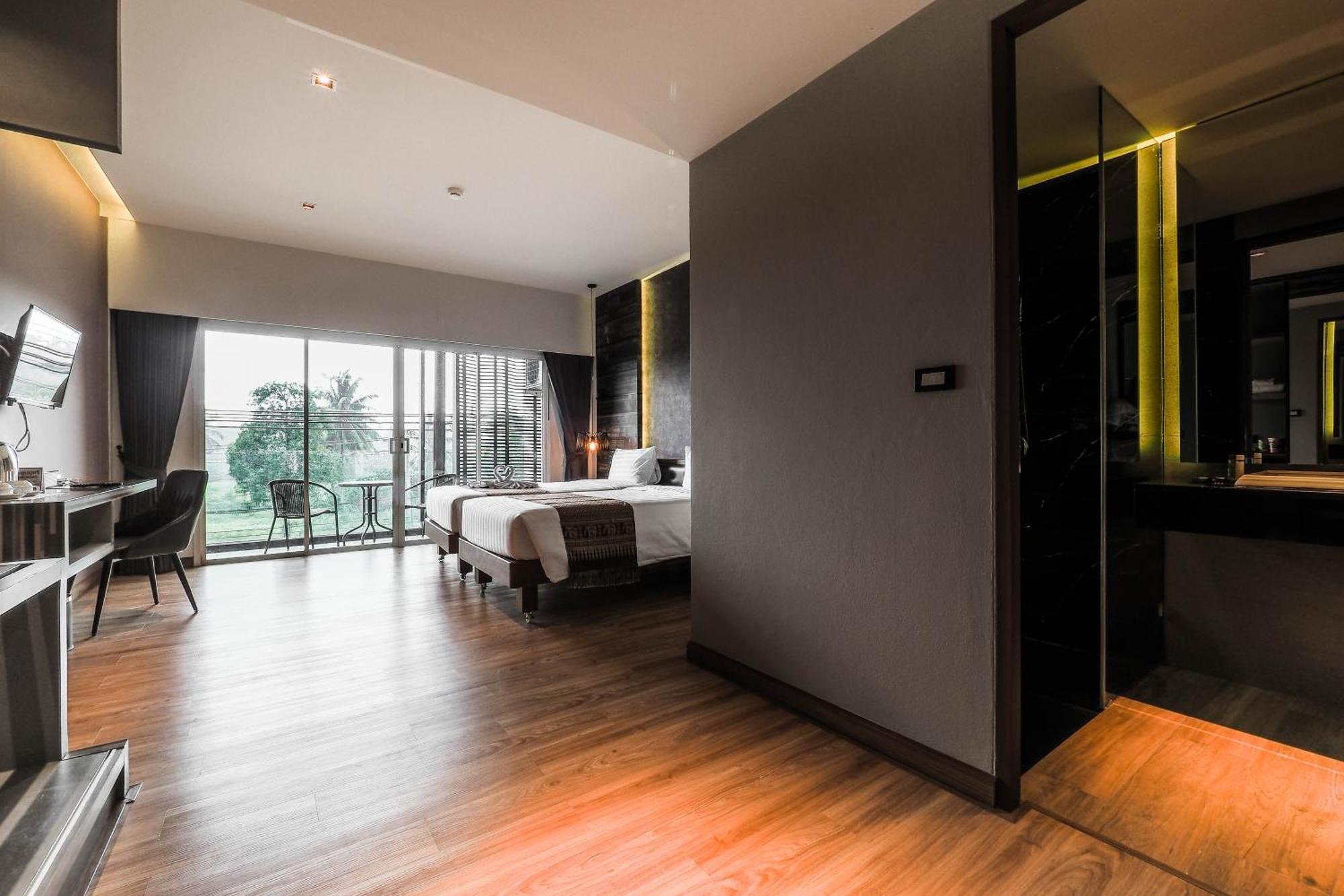 Hotel The Glory Gold Khao Lak Exterior foto