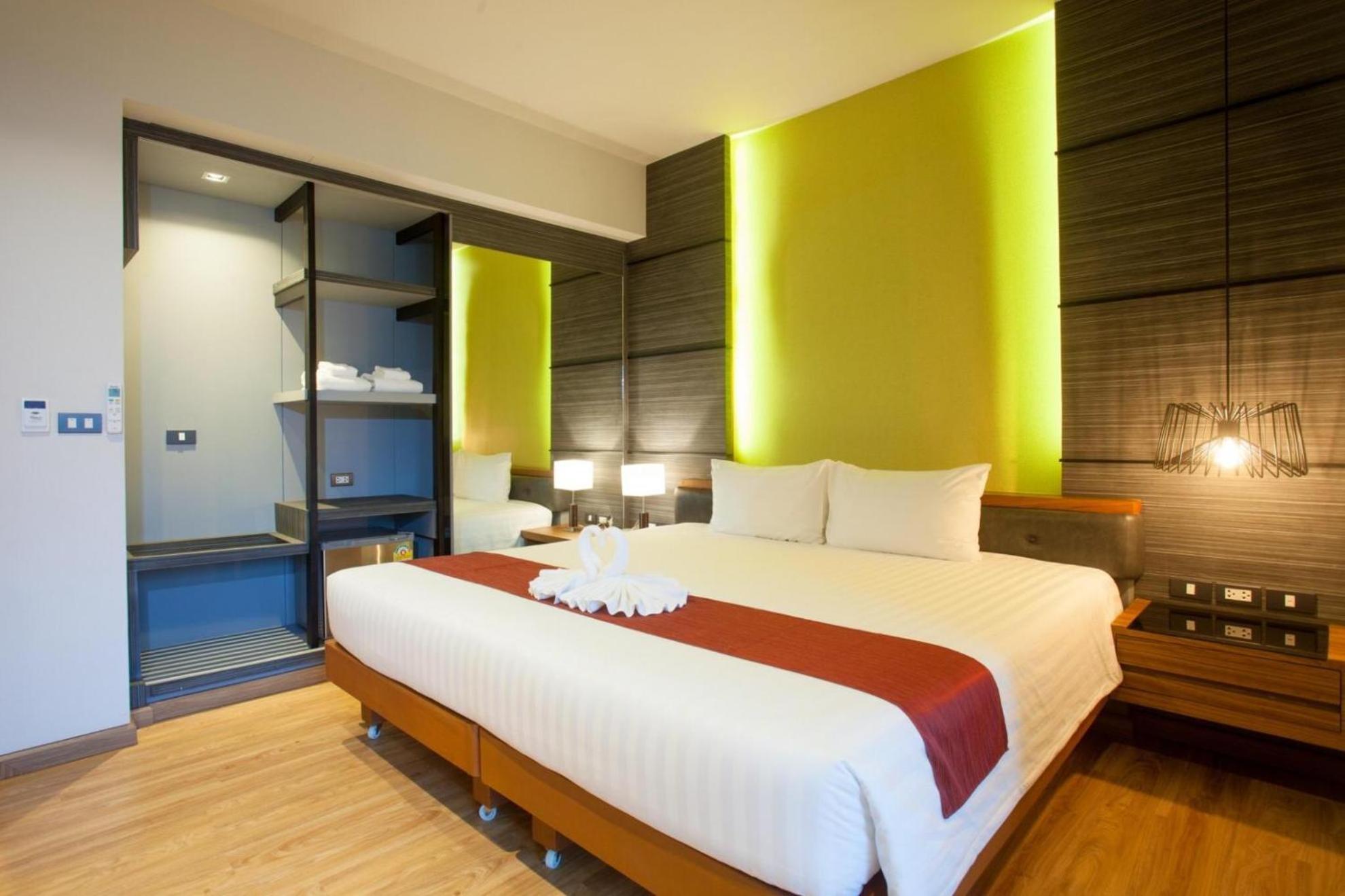 Hotel The Glory Gold Khao Lak Exterior foto